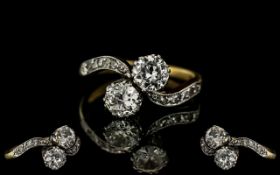 Ladies 18ct Gold Attractive Two Stone Diamond Twist Set Dress Ring,