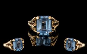 Ladies 18ct Gold Superb Quality Single Blue Stone Set Dress Ring.