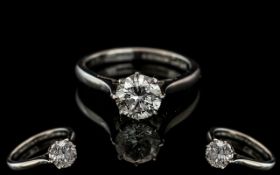 18ct White Gold - Superb Single Stone Diamond Set Ring, Contemporary Design.