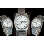 Seiko Gents Quartz Day-Date Mechanical Wind Stainless Steel Wrist Watch.