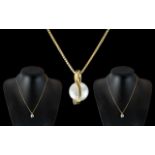 14ct Gold Attractive Box Chain - With Attached Pearl Drop Pendant. Marked 585 - 14ct. Weight 7.7