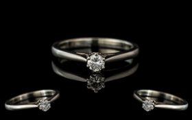 18 ct White Gold Attractive and Good Quality Single Stone Diamond Set Ring.