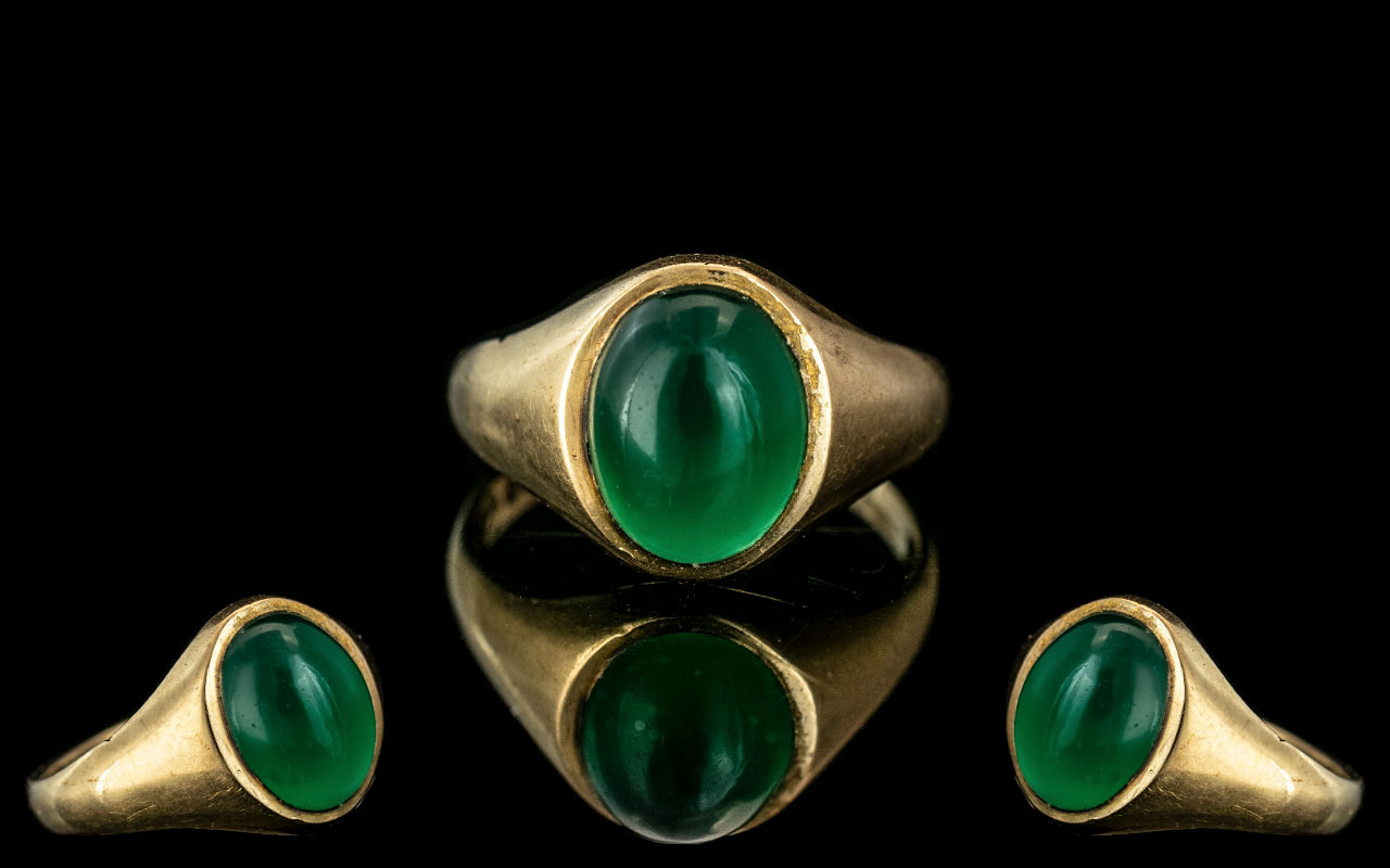 Antique Period 9ct Gold Stunning Single Stone Emerald Set Ring.