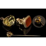 Antique 9ct Gold Ornate Carnelian Set Seal/Fob, fully hallmarked for 9.