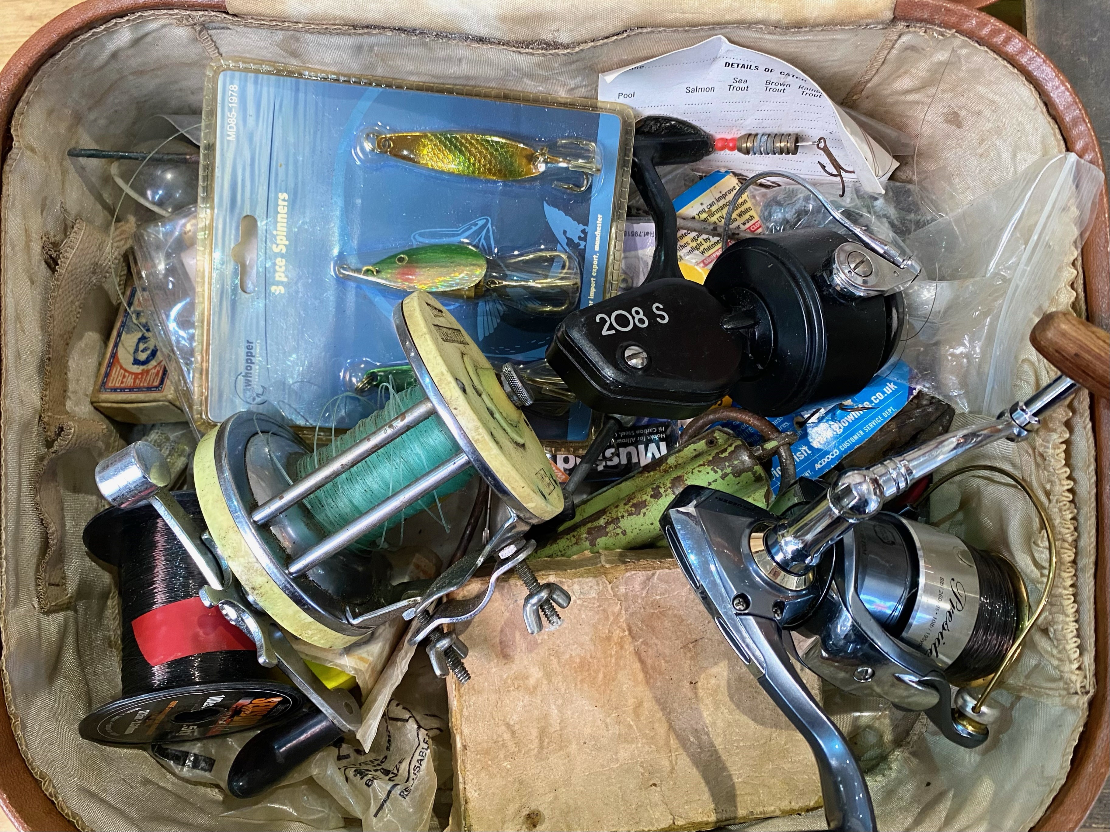 Small Suitcase Containing a Collection of Fishing Reels, to include a Shakespeare Pflueger 6740, a - Image 3 of 4