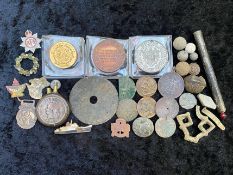 Mixed Lot of Collectibles and Detector Finds to include trench art lighter, coins, bullets and metal