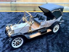 Franklin Mint Die Cast Model Car '1912 Packard Victoria', a large die cast model by Franklin Mint;