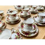 Royal Albert 'Old Country Roses' Tea/Coffee Set, comprising Tea Pot, Coffee Pot, Milk Jug, Sugar