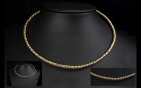 Superb 9ct Gold Rope Twist Design Choker / Necklace with ball design ends, the choker expands and