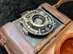 German Antique Camera 'Pronto Schneider Kreuznach' in leather case