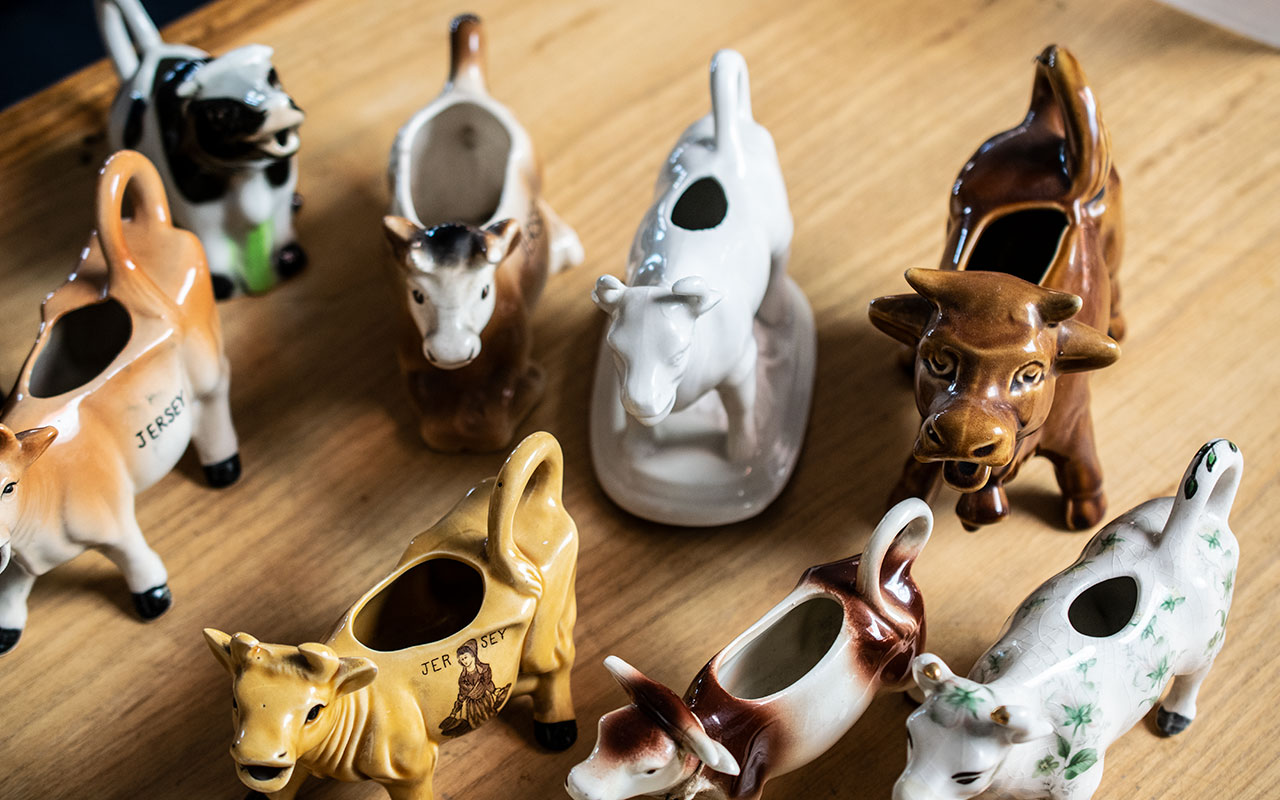 Large Good Collection of Porcelain Cow Creamers. Various Shapes, Sizes and Makes. Includes - Image 3 of 3