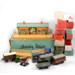 Hornby O gauge model railways, a selection including station no.2E, boxed