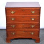 Small Victorian mahogany chest of drawers