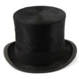 Black top hat,