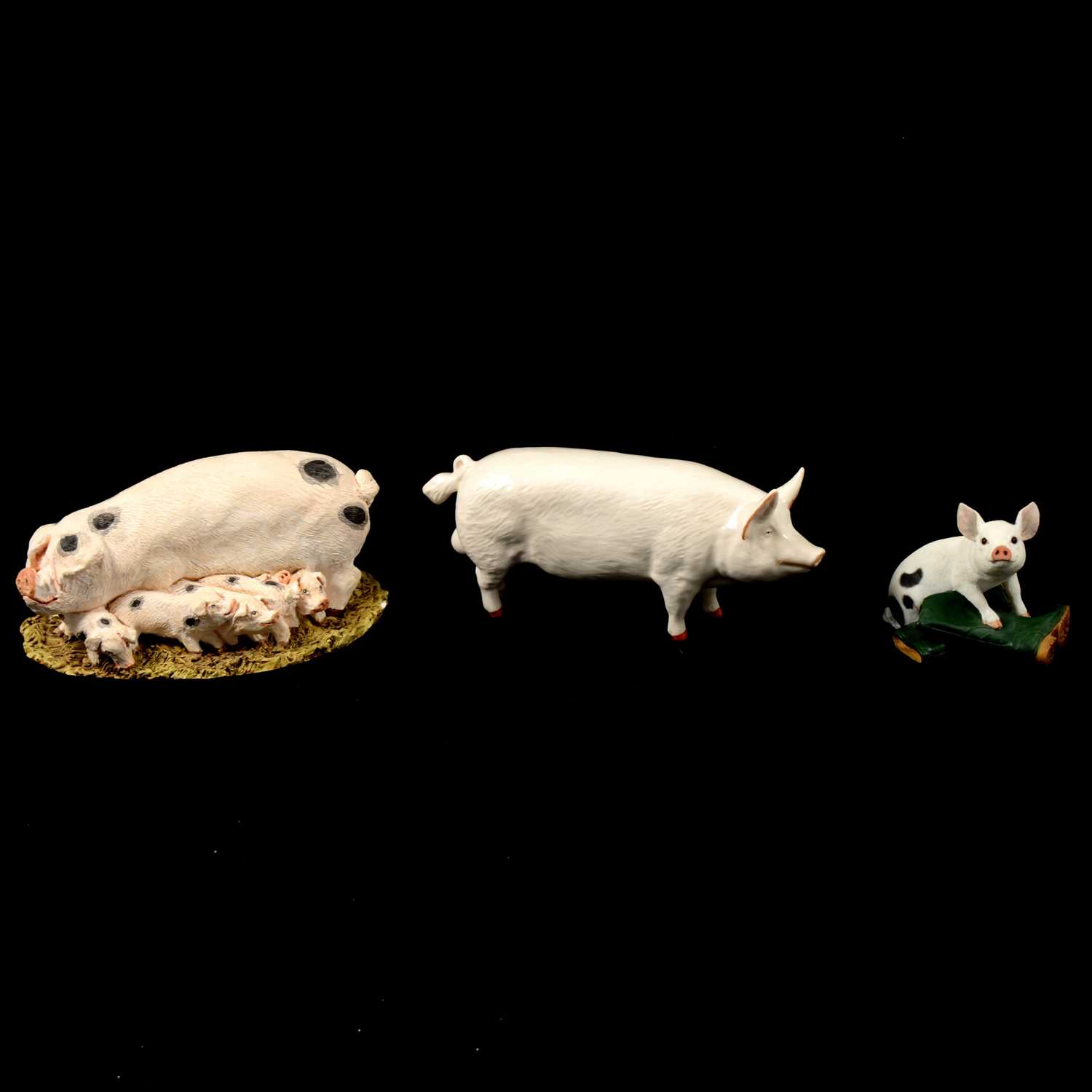 Nine Beswick, Border Fine Arts and other pig figurines. - Image 3 of 3