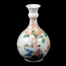 Chinese export vase, possibly Qianlong.