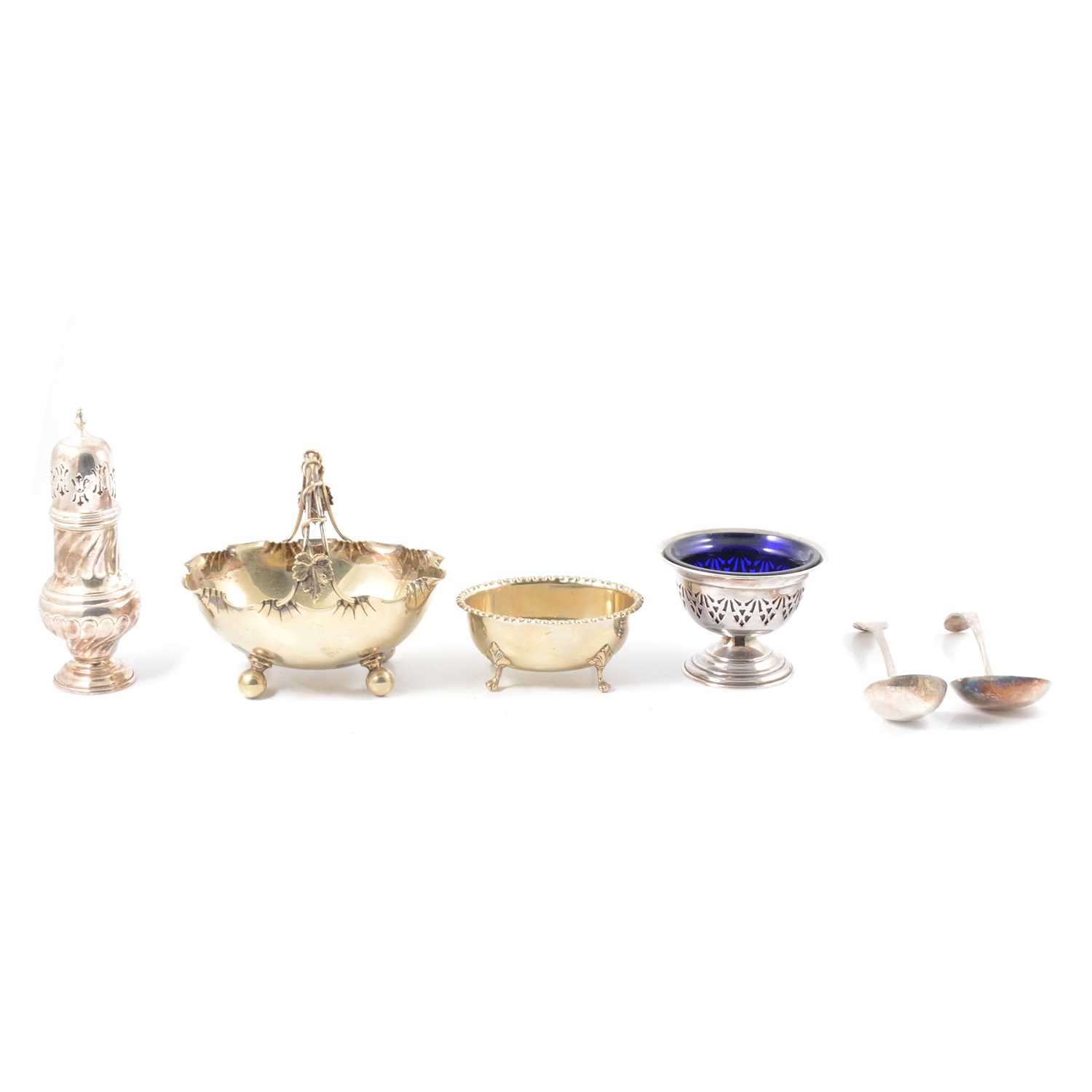 A small quantity of silver-plated items