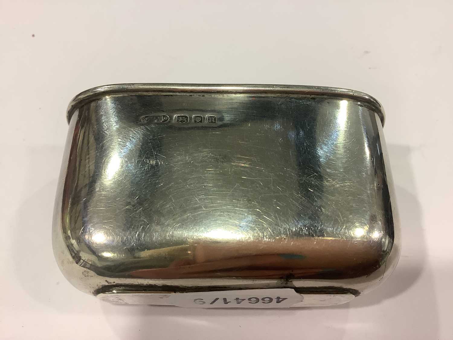 A small silver and glass hip flask, London 1928. - Bild 8 aus 10