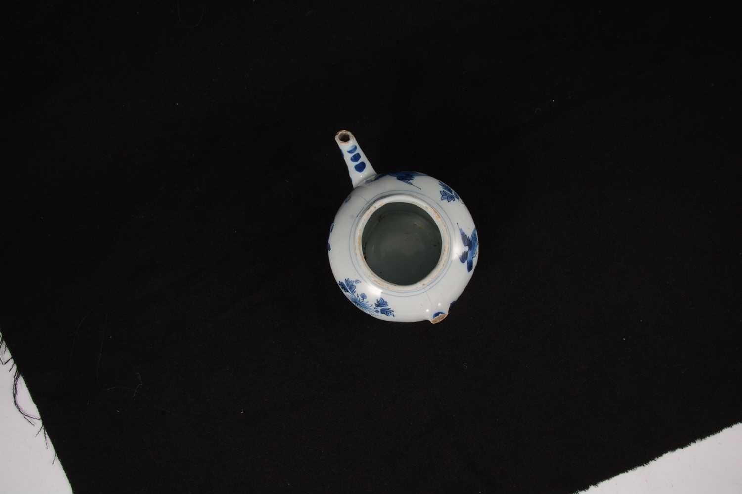 A small collection of English delftware - Image 6 of 7