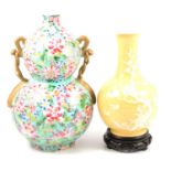 Two Chinese porcelain vases,