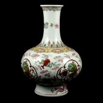 Chinese porcelain bulbous bottle vase,