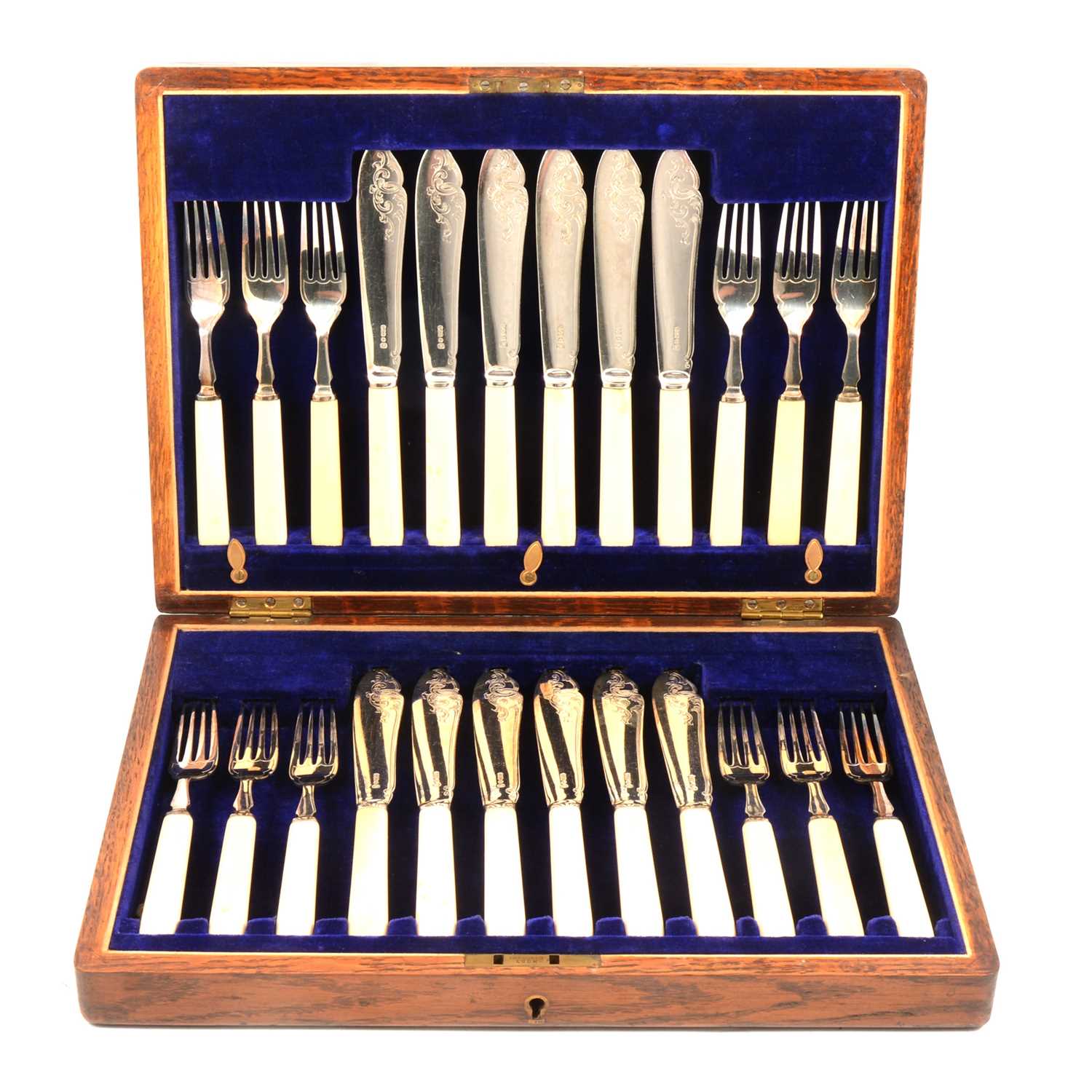 Canteen of Viner's Ltd silver-plated cutlery, and two sets of fish eaters. - Image 3 of 3