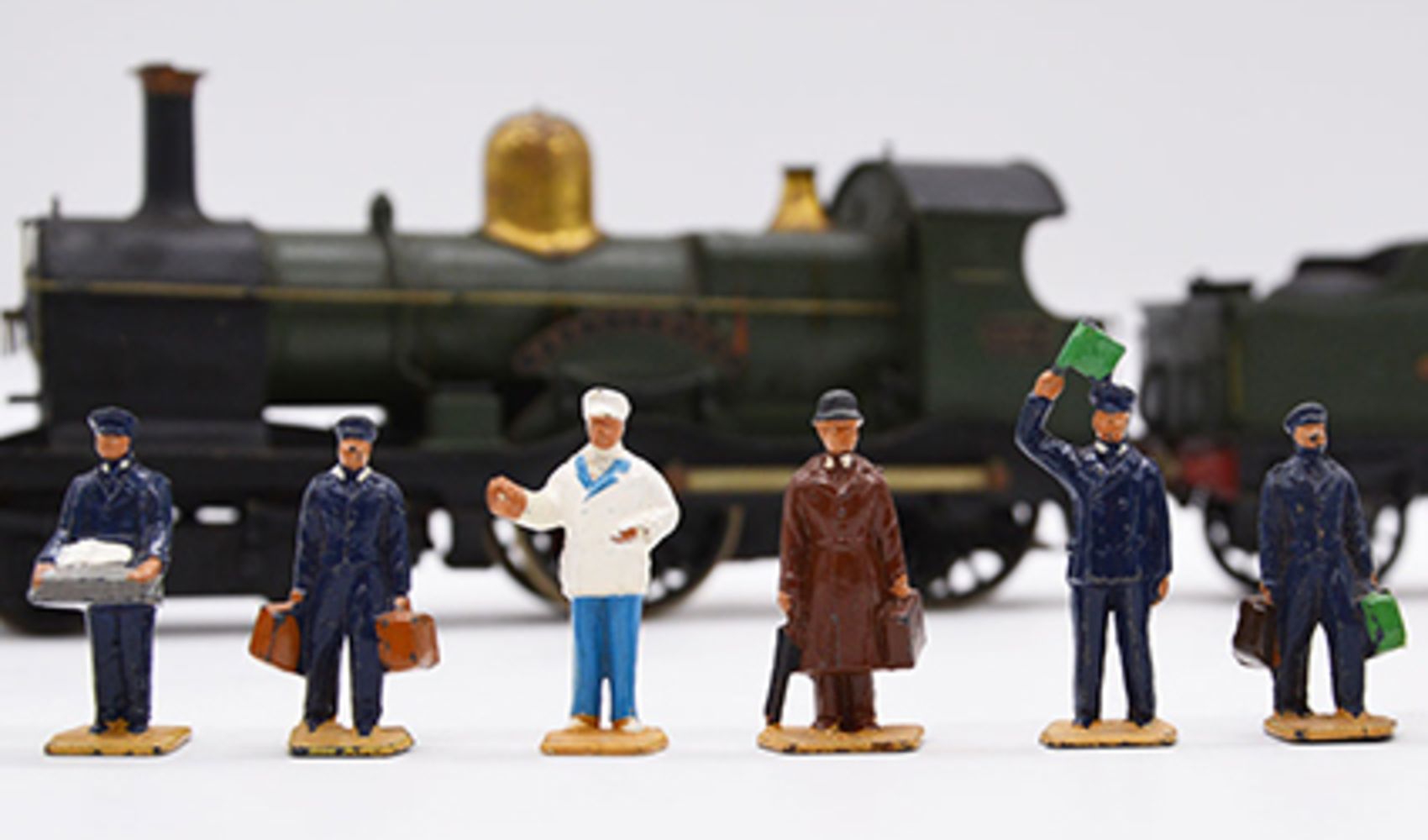 Nostalgic Trains - including scale model N, HO, OO and O gauge trains.
