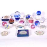 Collection of Caithness and other modern paperweights