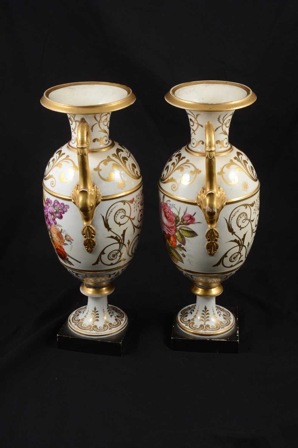 Pair of Nantgarw-style porcelain vases, early 19th century - Bild 4 aus 9
