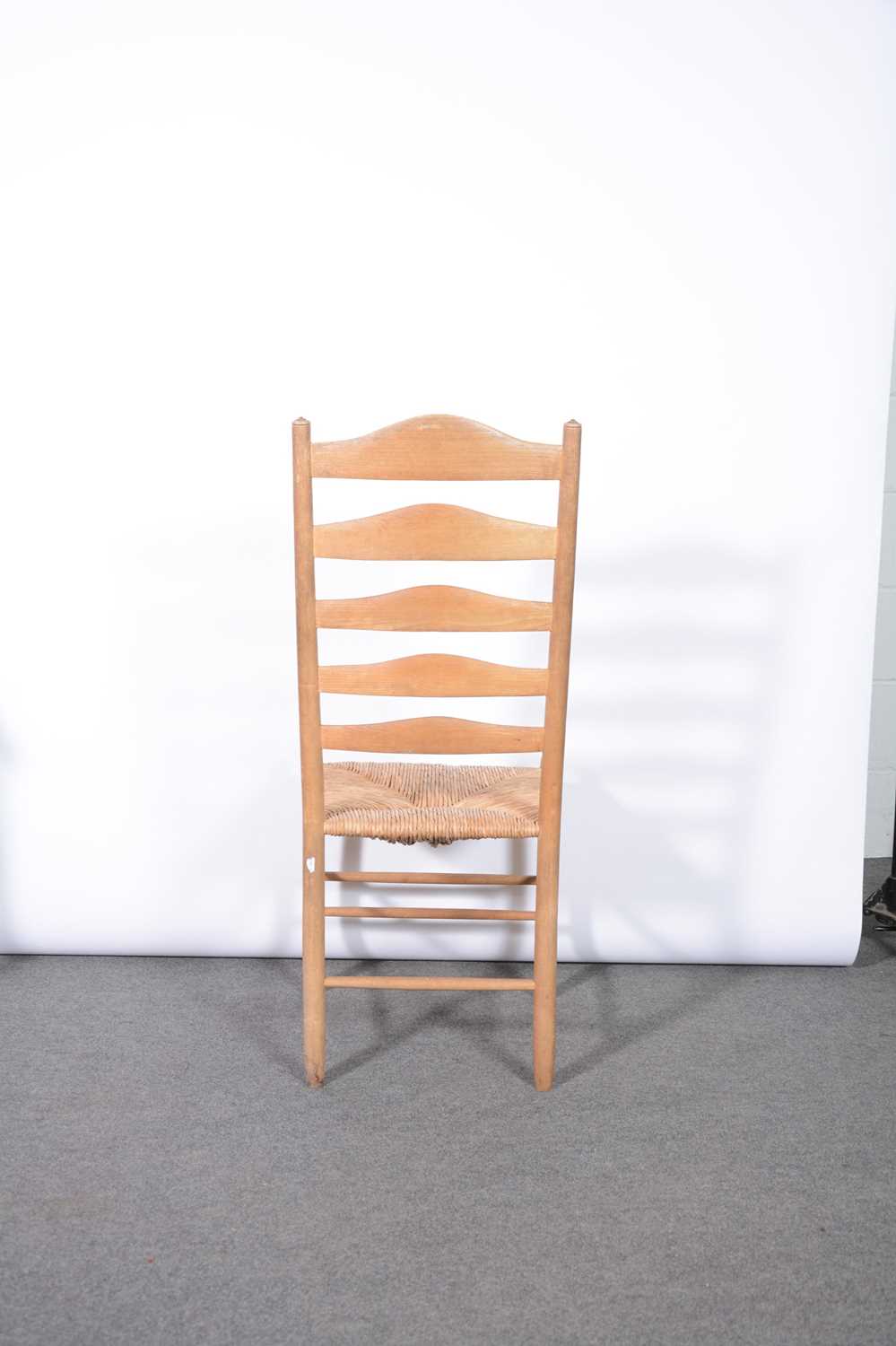 Set of six Arts and Crafts 'Clissett' style dining chairs - Image 7 of 10