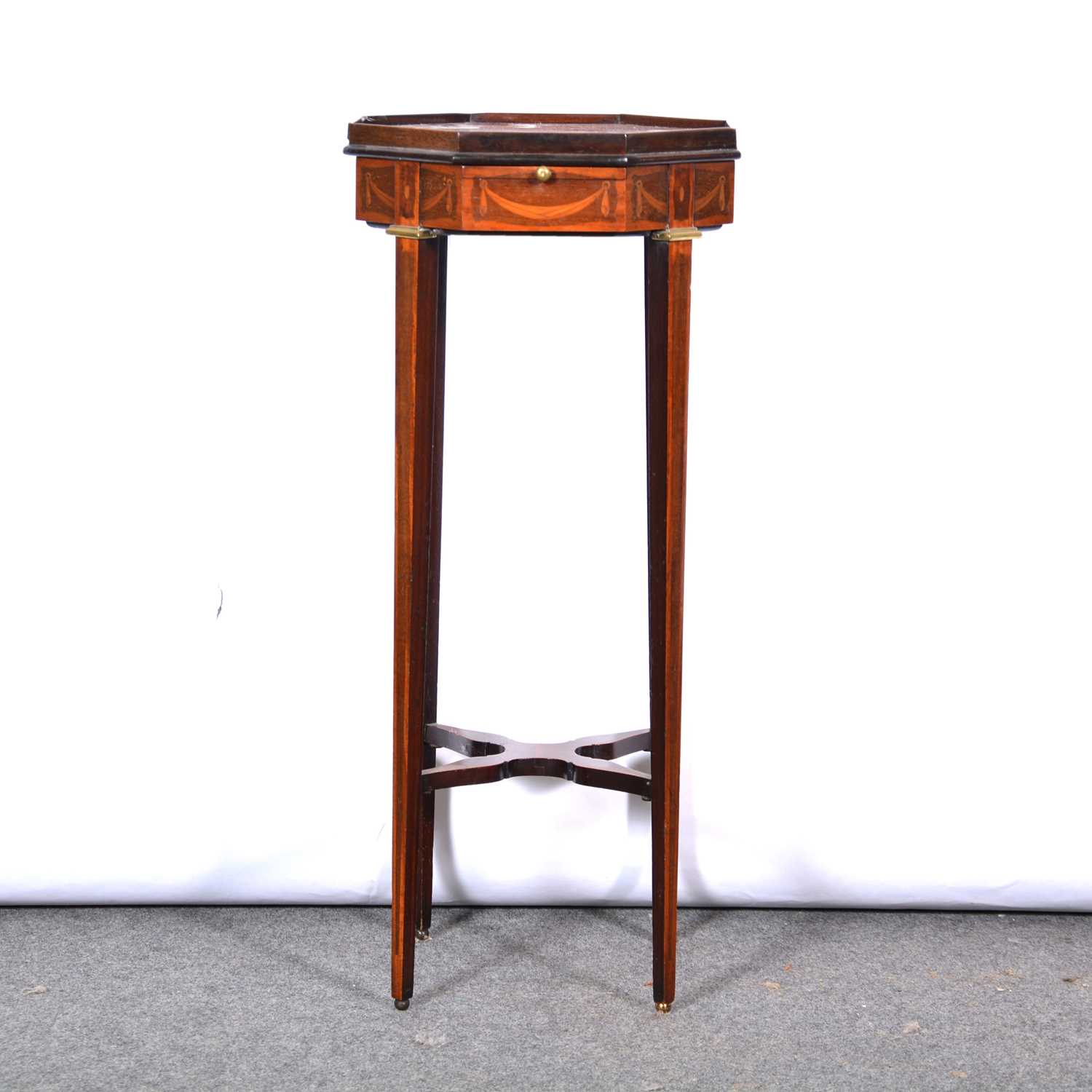 Victorian inlaid mahogany wine table
