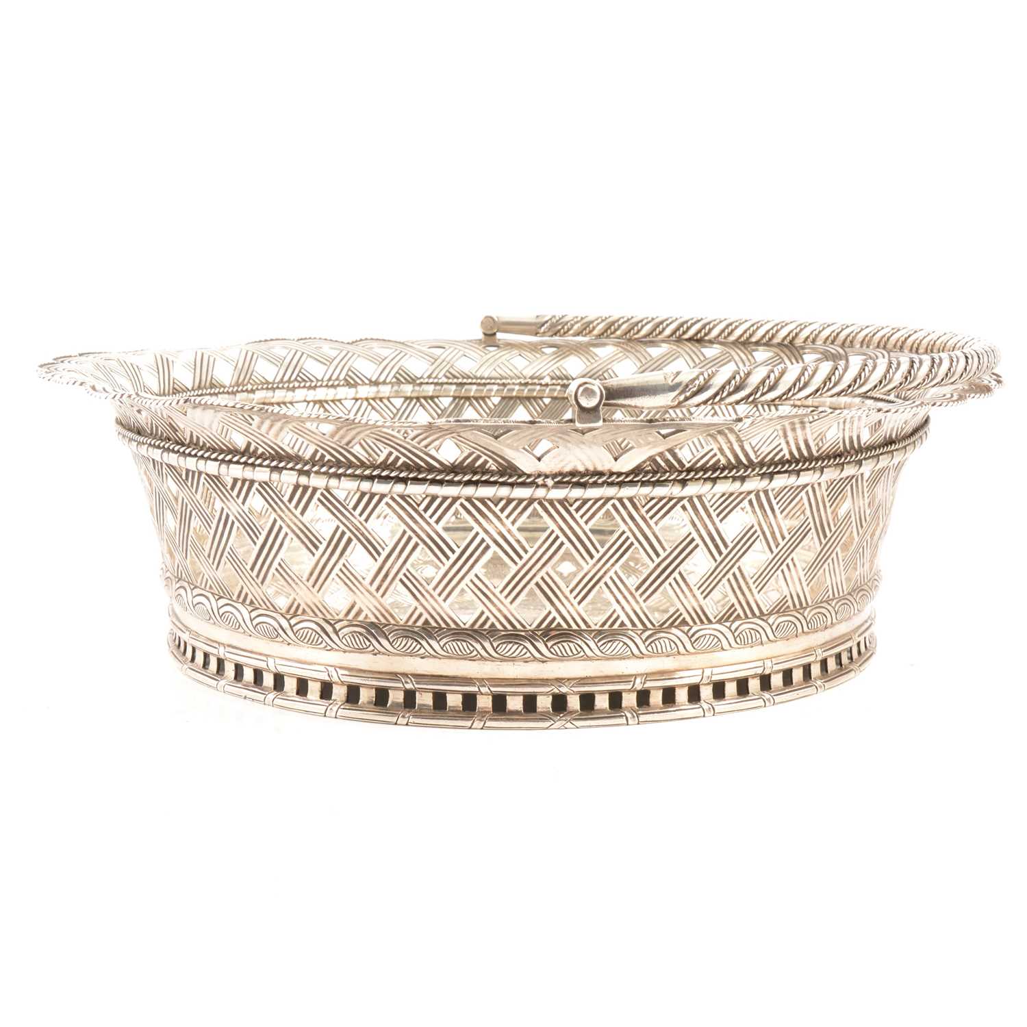 George II silver cake basket, John Hugh Le Sage, London 1736, - Image 2 of 6