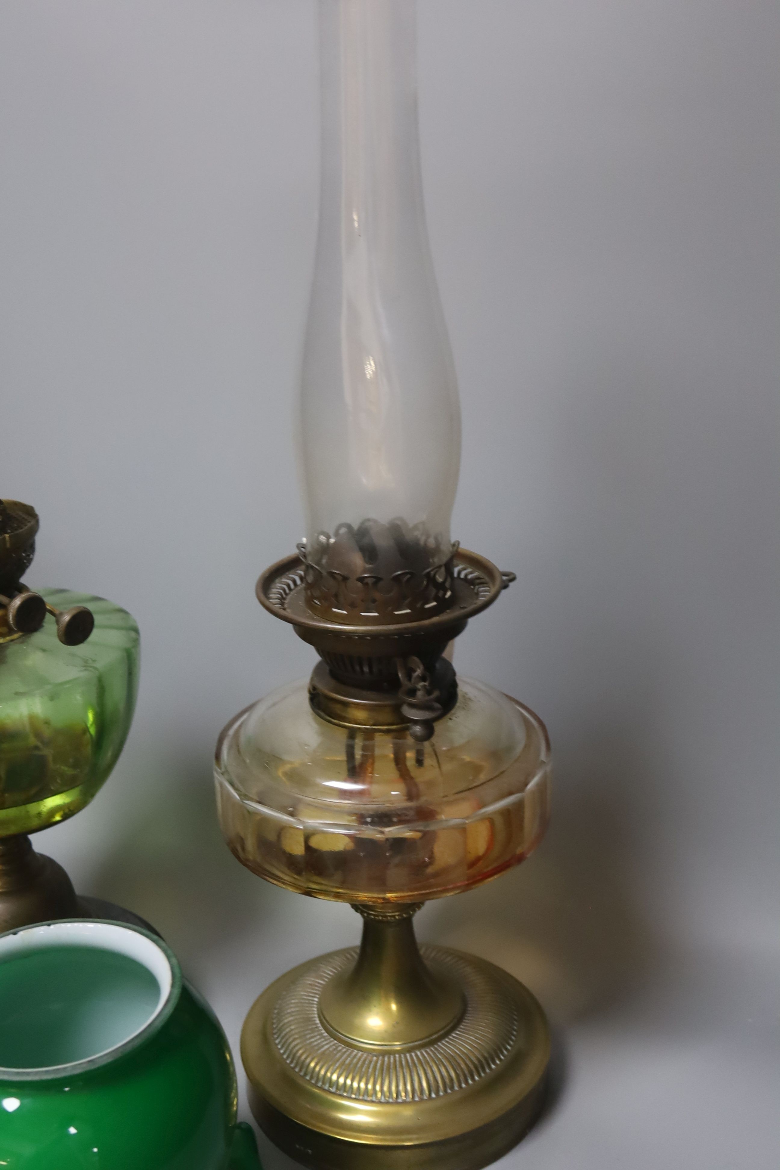 A brass green shade oil lamp and another oil lamp, 53cm - Image 4 of 4