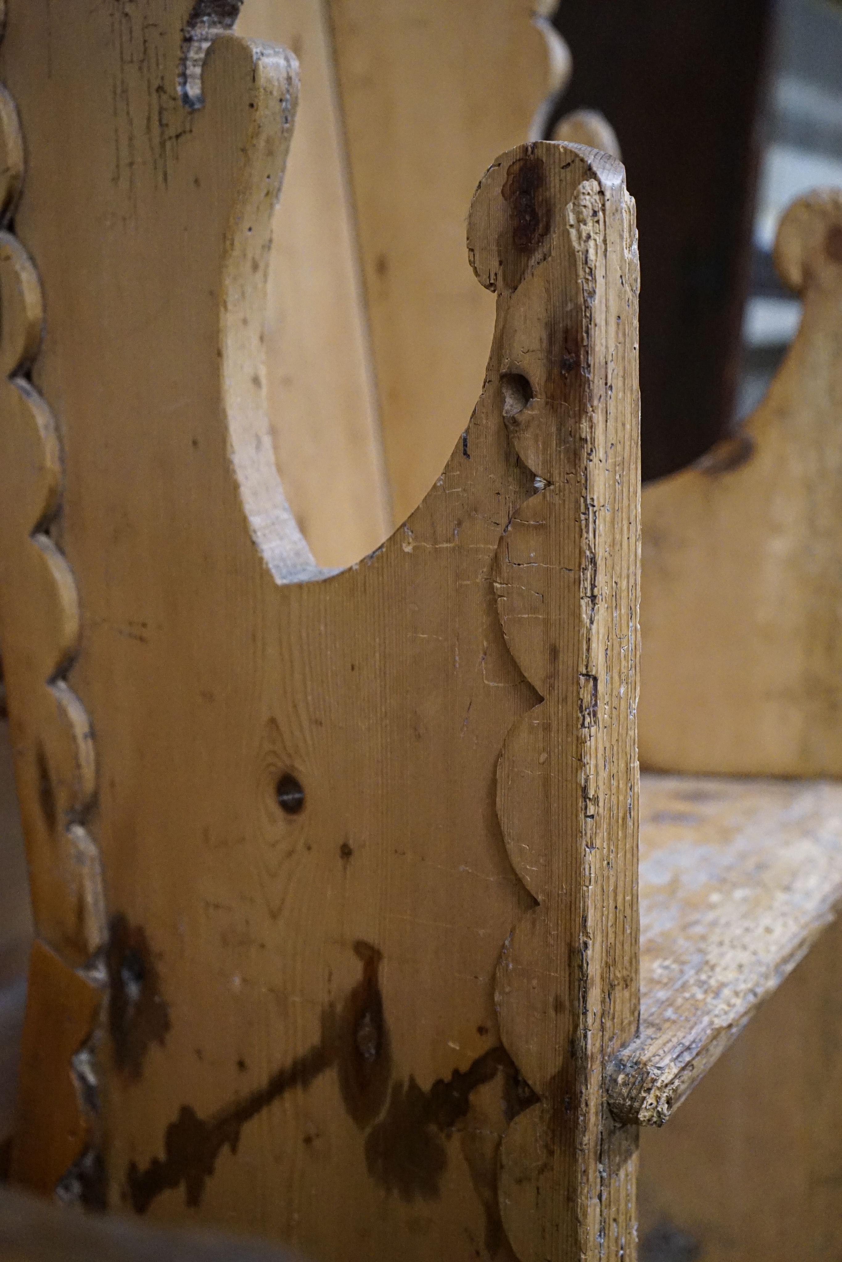 An early 19th century primitive oak child's chair with solid seat, width 39cm height 56cm and a - Image 4 of 4