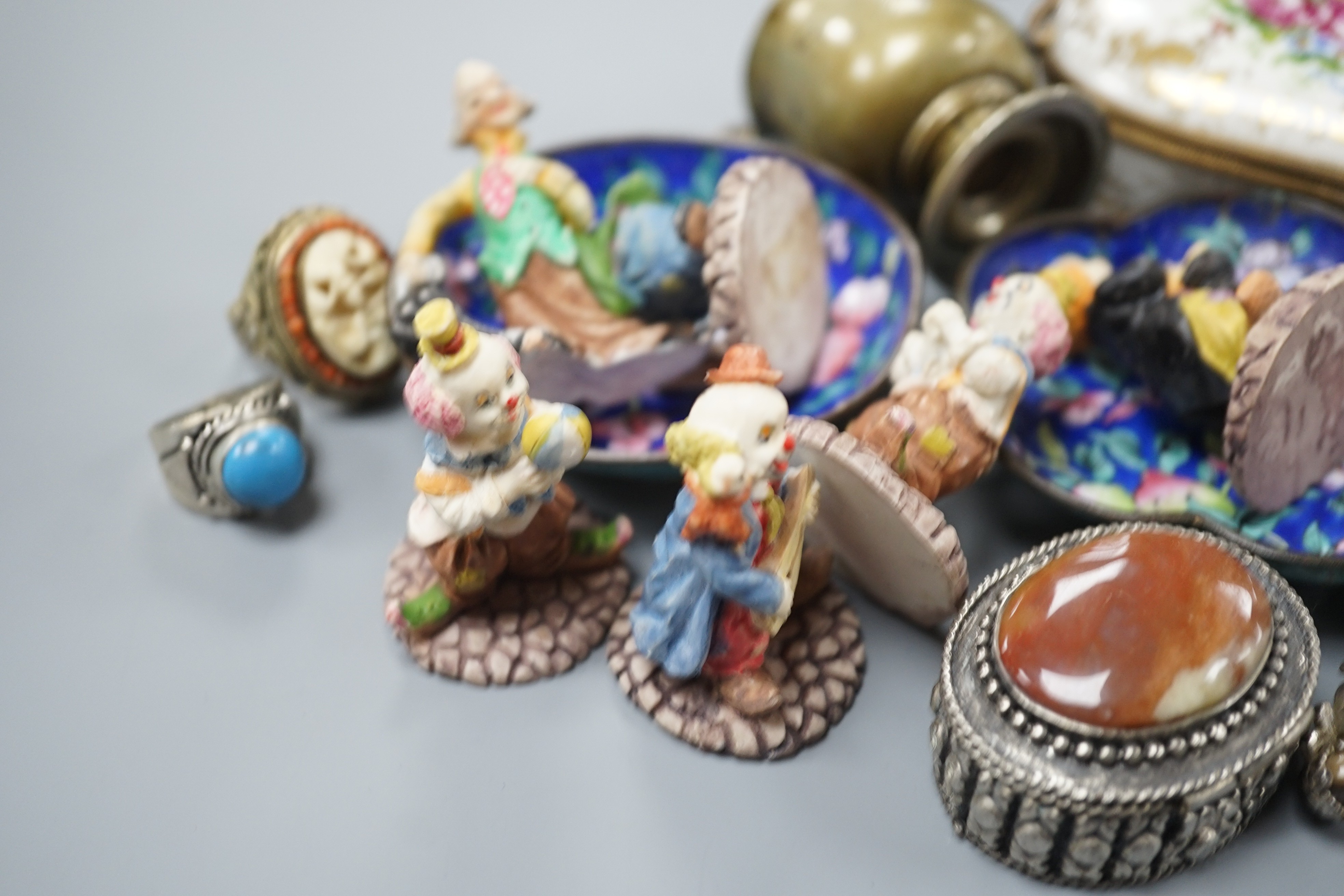 A box of small collectables including a netsuke, Canton enamelled dishes, a horn model of a - Image 2 of 7