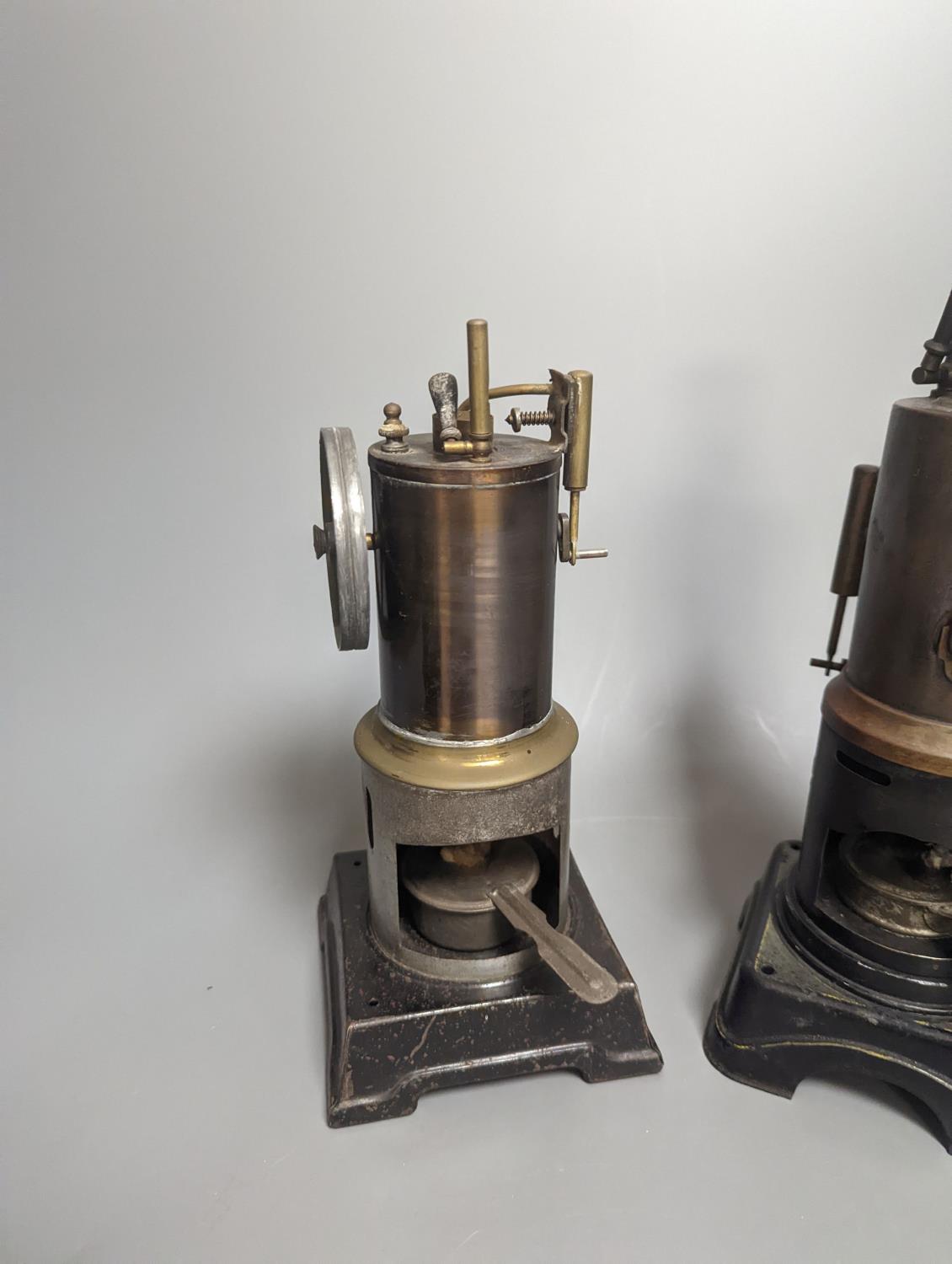 A Bing tinplate model boiler, 28.5 cm high and two other tinplate model boilers - Image 3 of 4