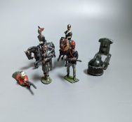 A mixed quantity of play-worn painted lead soldiers / figures