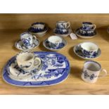 A group of Worcester and Caughley blue and white tea and coffee wares, late 18th century including