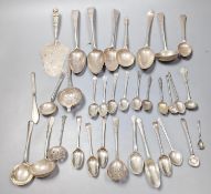 A mixed quantity of 18th, 19th and 20th century silver flatware, including tablespoons, teaspoons,