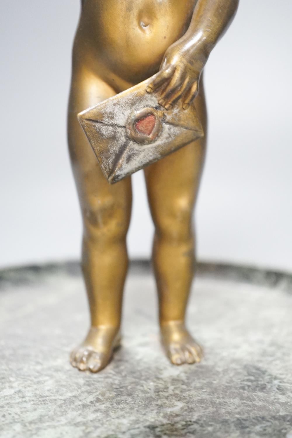 Early 20th century bronze of a child on a marble dish base 24cm - Image 3 of 4