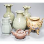 Mixed oriental wares including a Chinese arrow vase 32cm, ‘orean celadon vases and a Kutani type