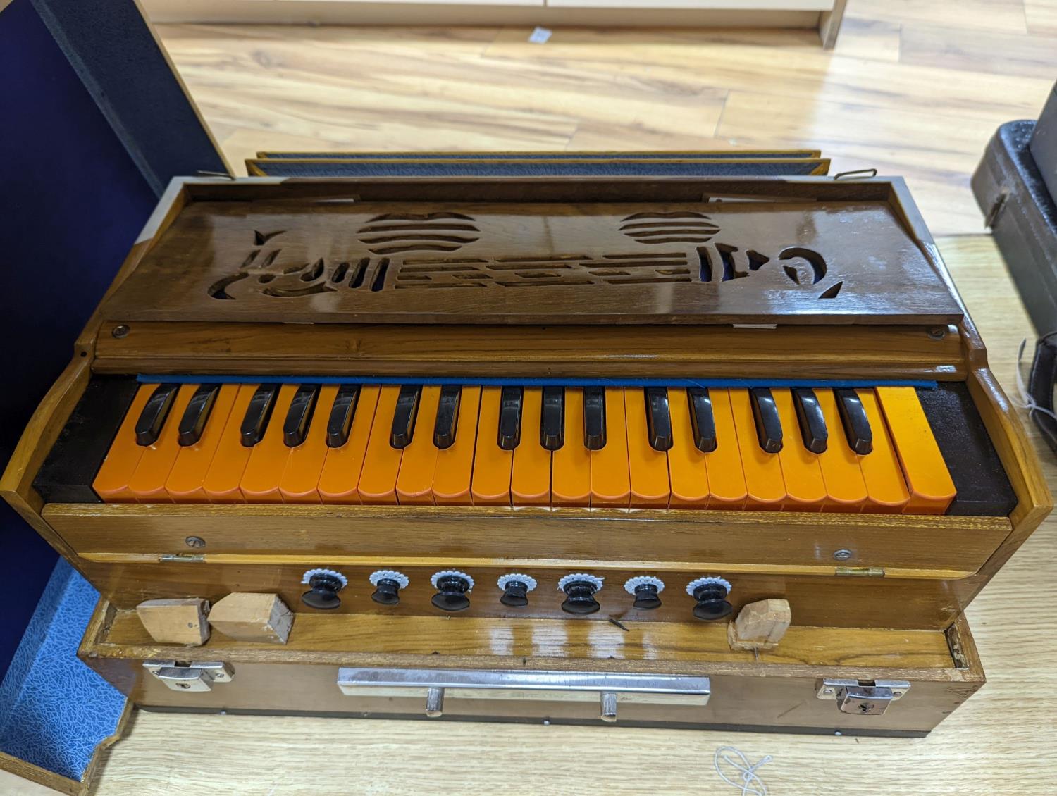 A hardwood cased harmonium - Image 2 of 4