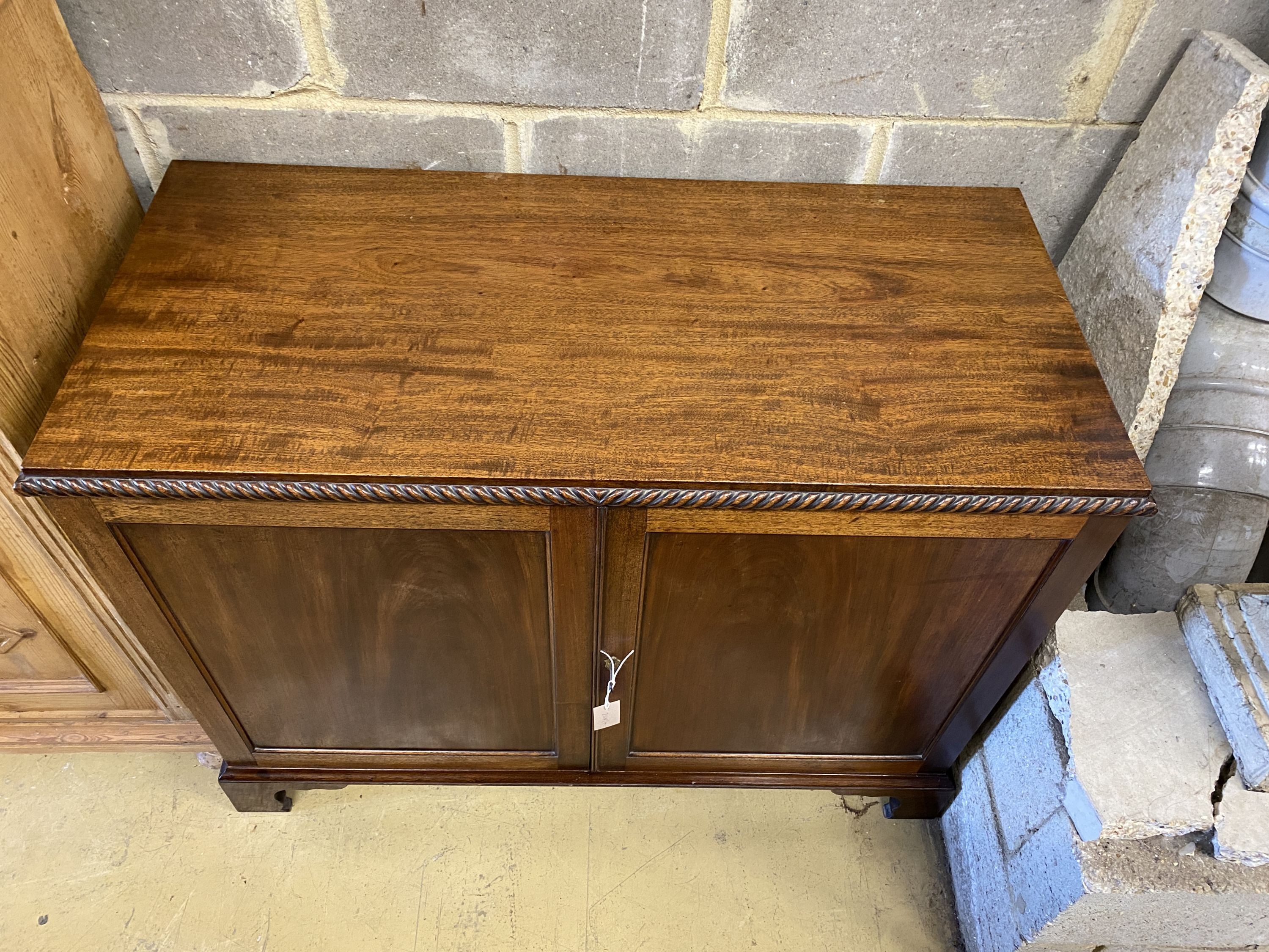 A mahogany two door side cabinet, width 110cm, depth 51cm, height 84cm - Image 2 of 2