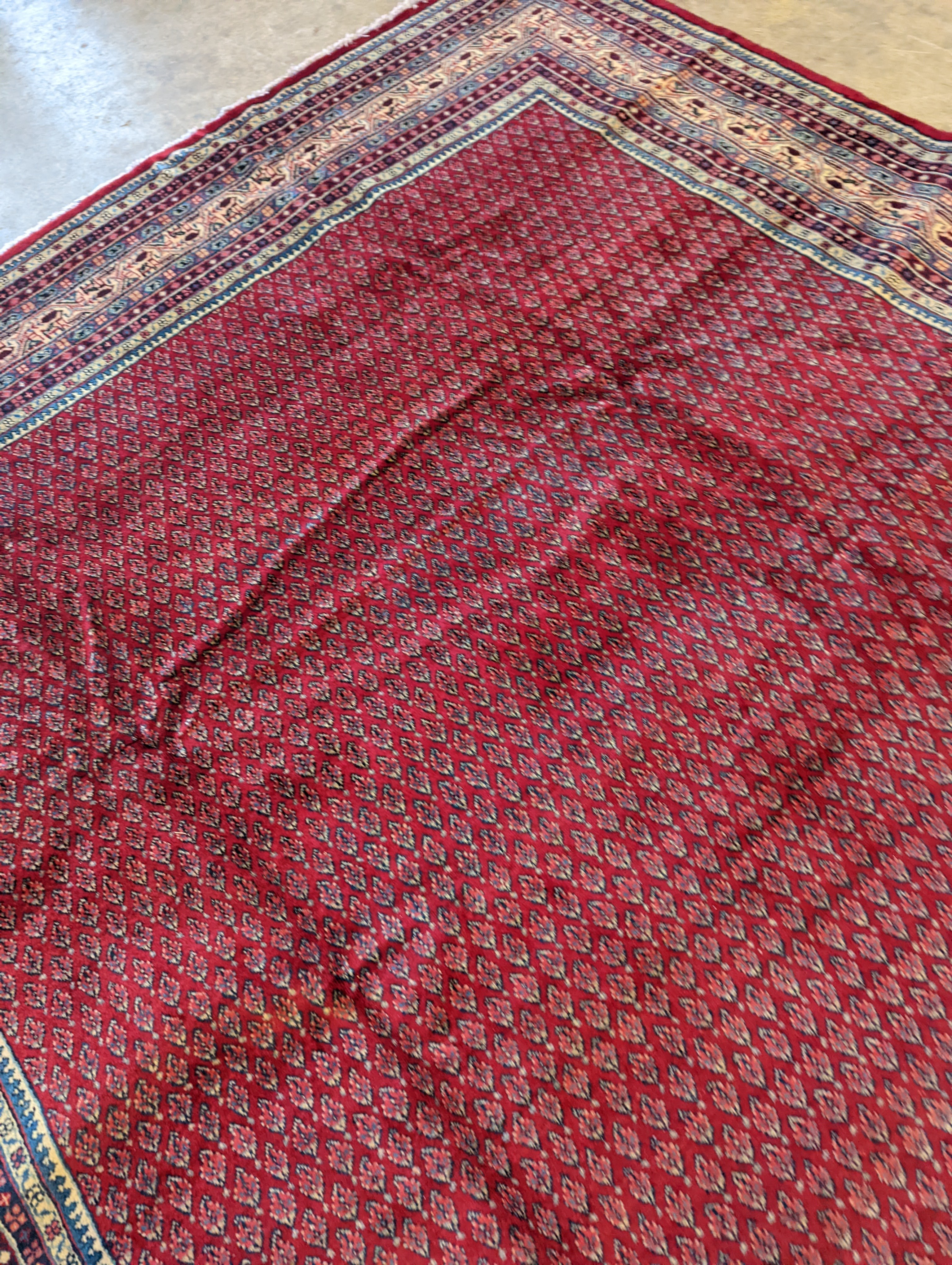 An Araak carpet, 350 x 250cm - Image 6 of 12