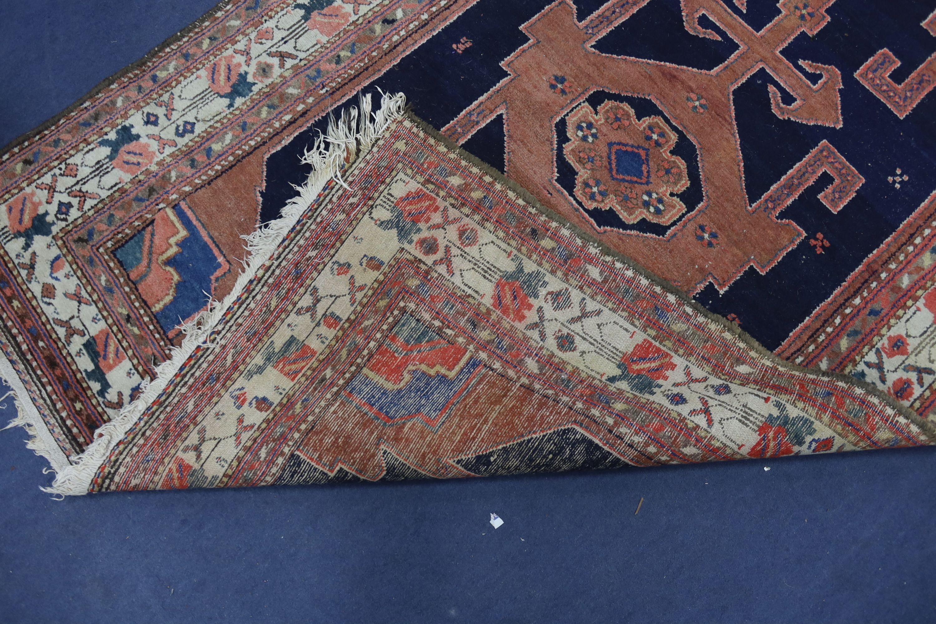 A Hamadan blue ground rug, 197 x 132cm - Image 10 of 10