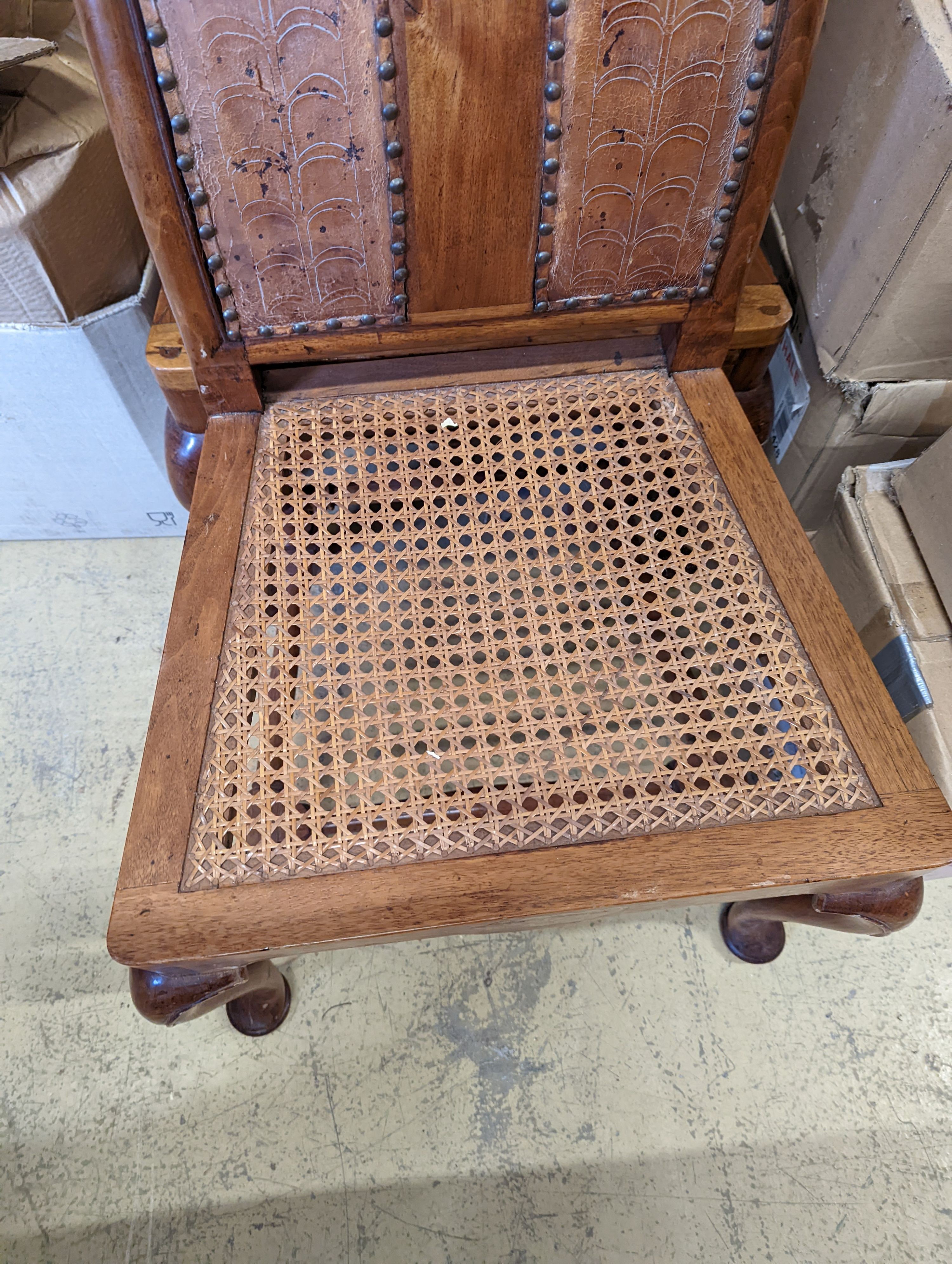 A pair of Dutch marquetry inlaid cane seat walnut dining chairs - Image 7 of 10