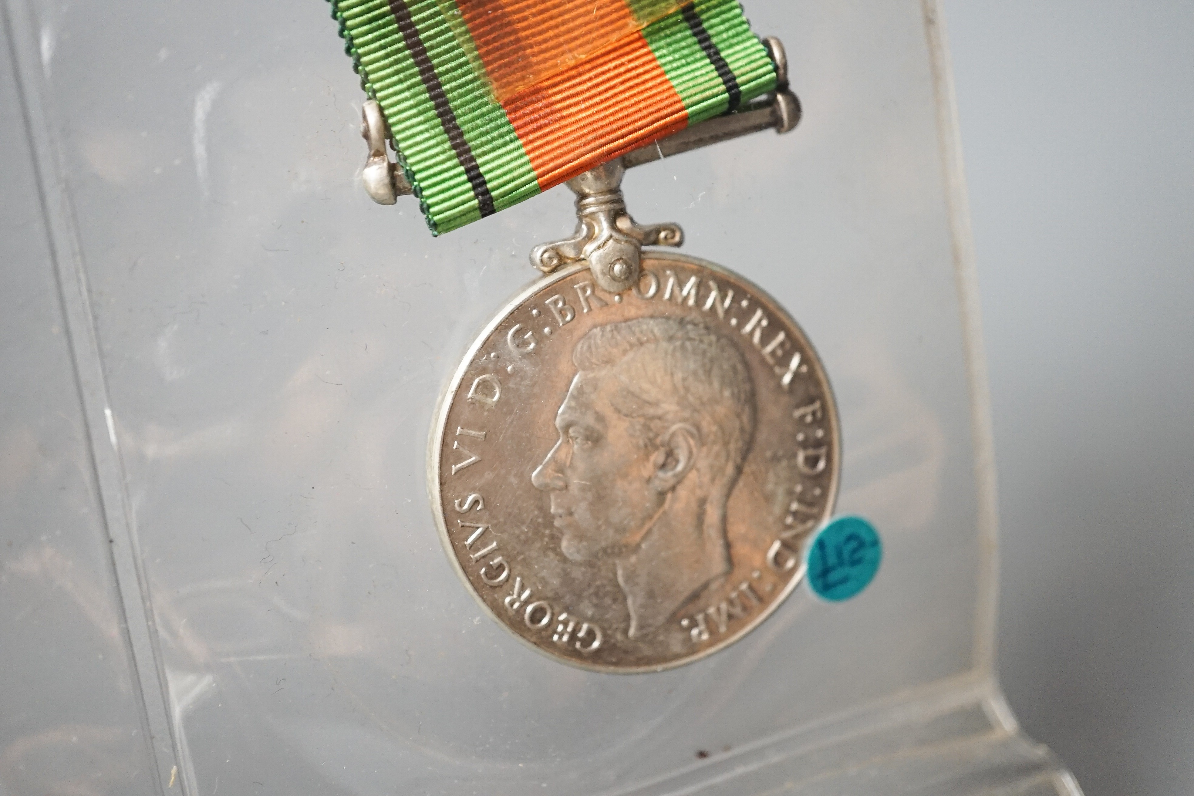 Fifteen unnamed WW2 medals to include Aircrew Europe star, 1939-1945 star (two), the Africa star, - Image 7 of 15