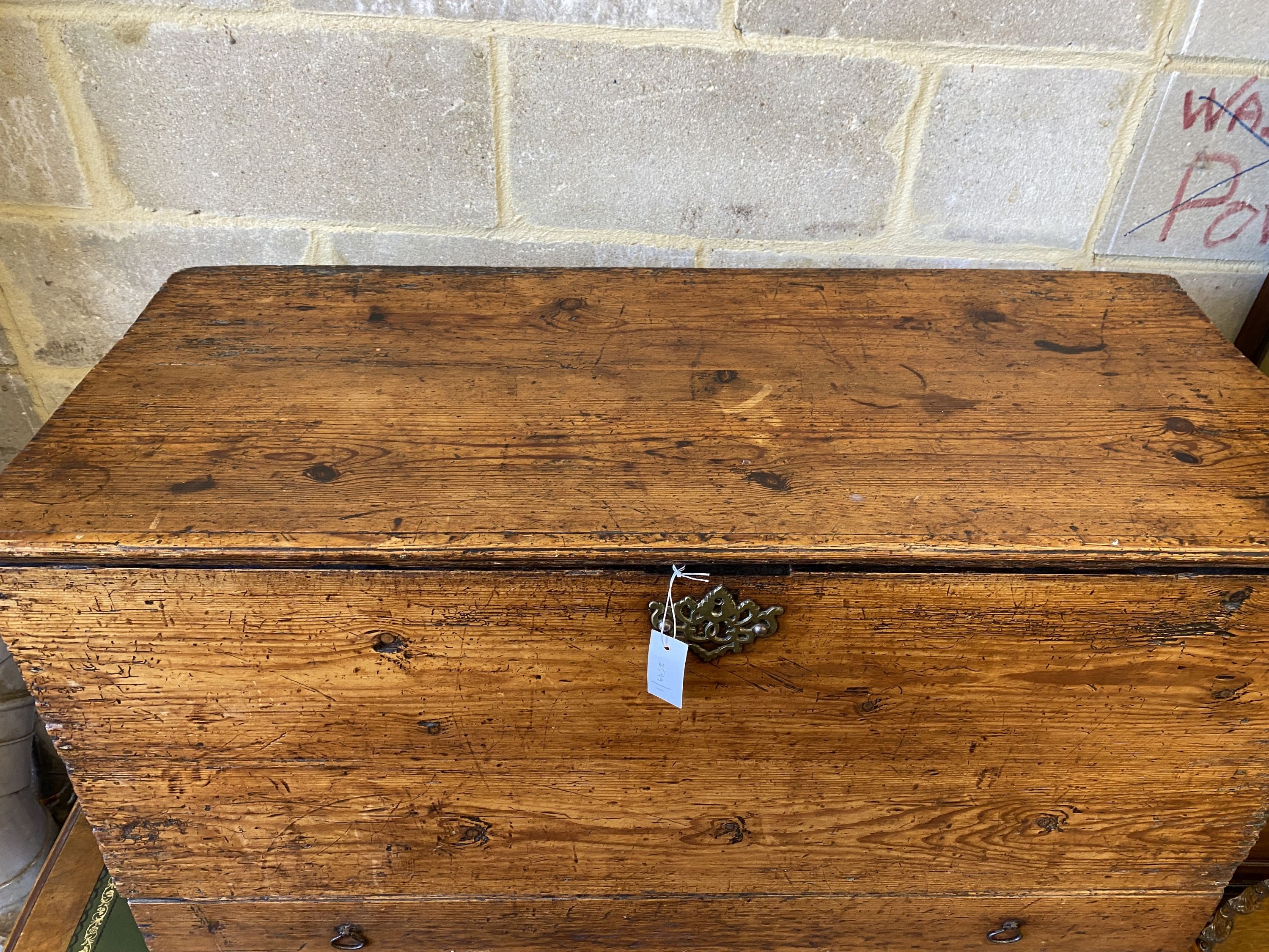 An 18th century pine mule chest, width 107cm, depth 46cm, height 67cm - Image 2 of 3