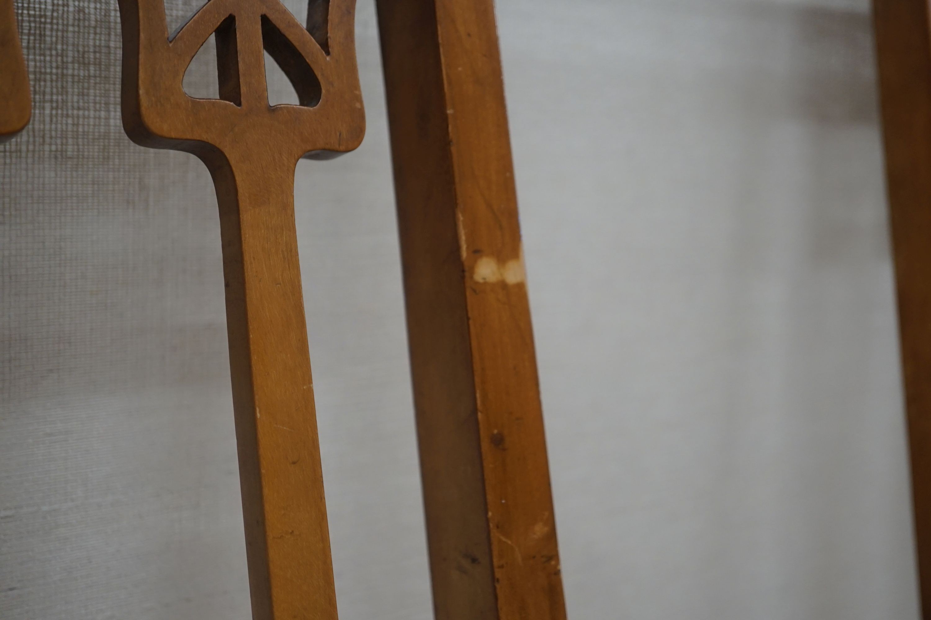 A pair of Art Nouveau inlaid mahogany chairs, one with arms - Image 3 of 4