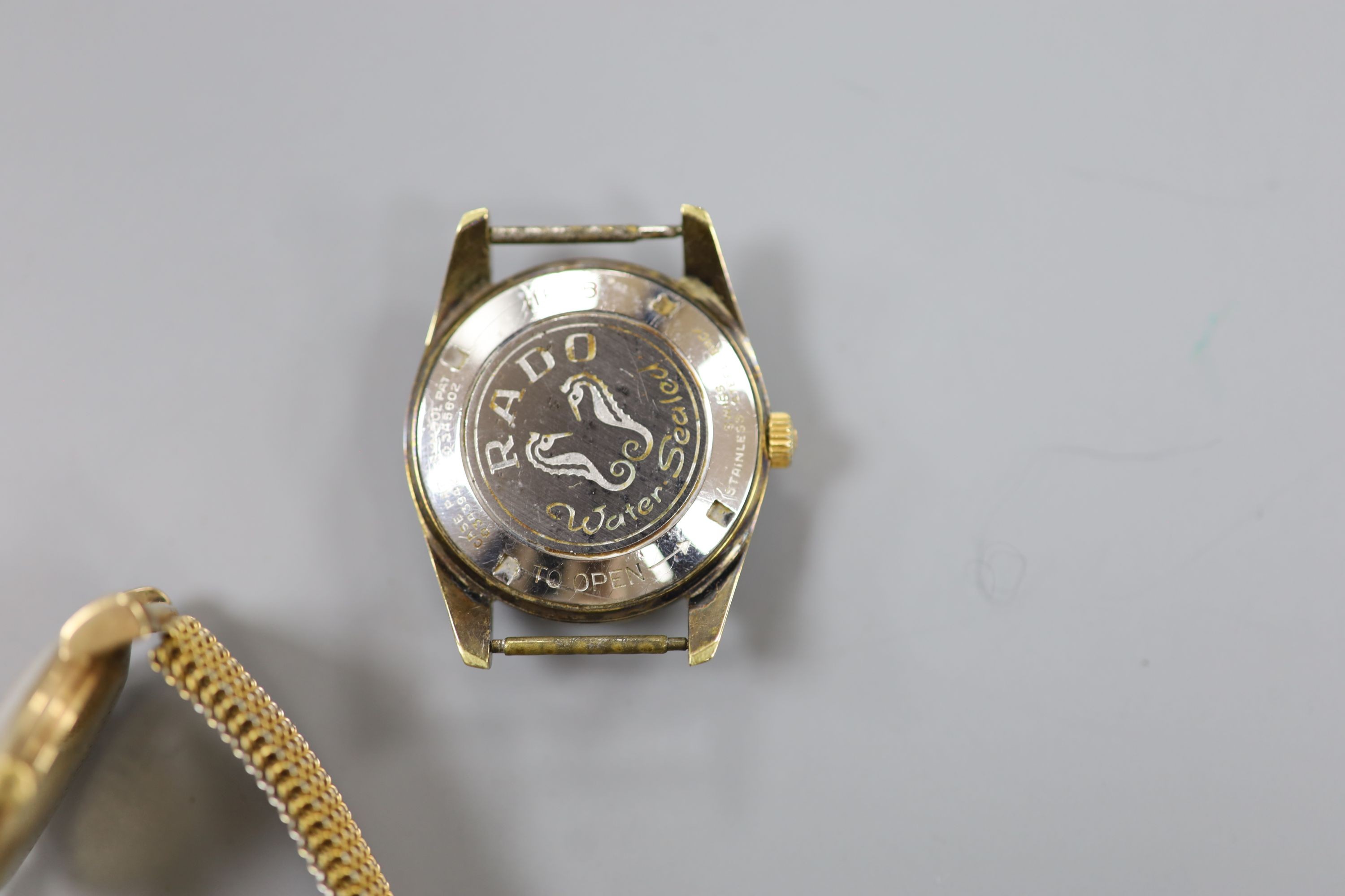 A gentleman's 9ct gold Baume manual wind wrist watch, on a gilt metal flexible strap and a - Image 5 of 5